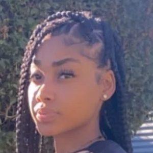 0nlybacc_.a Profile Picture