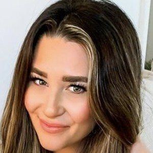 Liza Adele Profile Picture