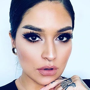 Lora Arellano Profile Picture