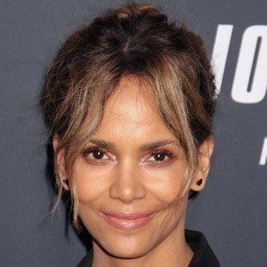 Halle Berry Profile Picture