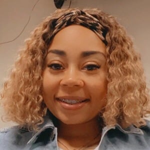 Iyonna Bland Profile Picture