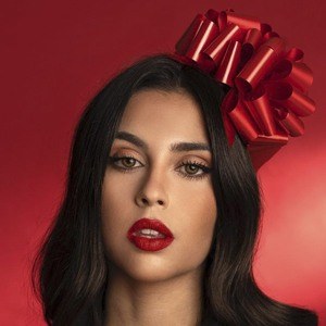 Victoria Caro Profile Picture