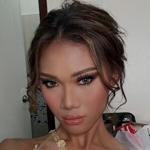 Bella Cezar Profile Picture