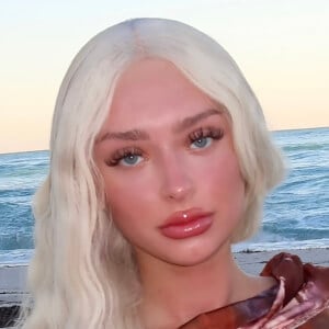 Chloistagram Profile Picture