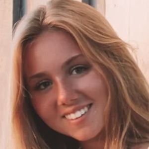 Dalia Mya Profile Picture