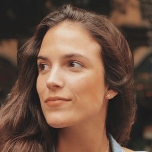Paloma Derteano Profile Picture