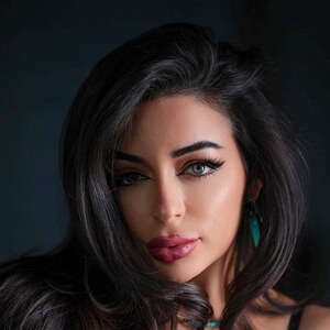 Christina Enaa Profile Picture