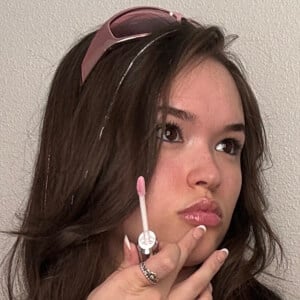 glossie Profile Picture