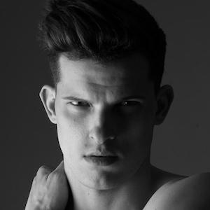 Chris Hernandez Profile Picture