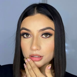 Laura Herrera Profile Picture
