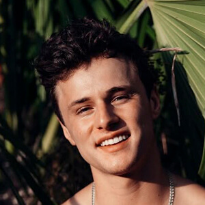 Robert Hill Profile Picture