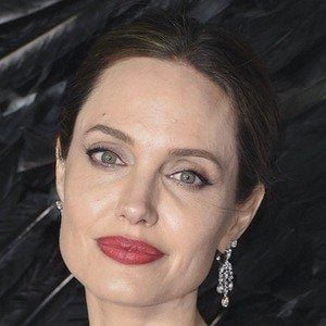 Angelina Jolie Profile Picture