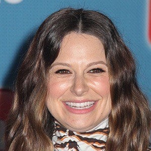 Katie Lowes Profile Picture