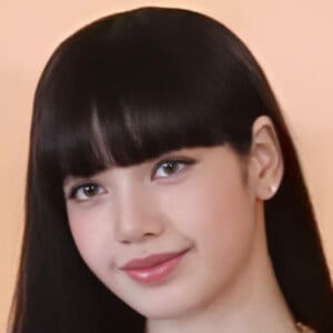 Lisa Profile Picture