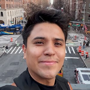 Cris Martinez Profile Picture