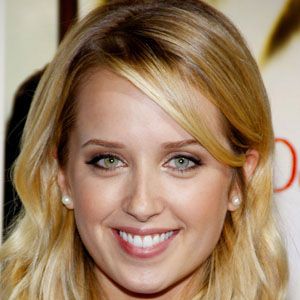 Megan Park Profile Picture