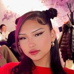 Emmi Pea Profile Picture