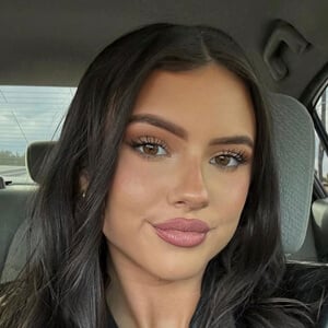 Grace Ray Profile Picture