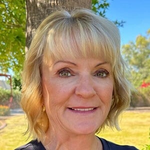 Pam Stepnick Profile Picture