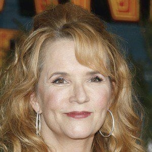 Lea Thompson Profile Picture