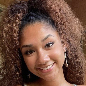 Joaneily Valentin Profile Picture