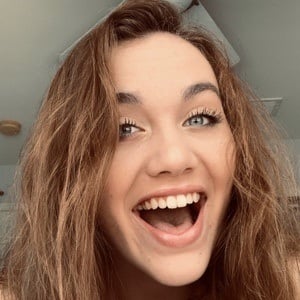 Olivia Wallace Profile Picture