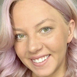 aili.likes.adventure Headshot 9 of 10