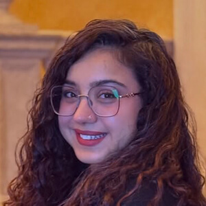 Aisha Saqib Headshot 9 of 9