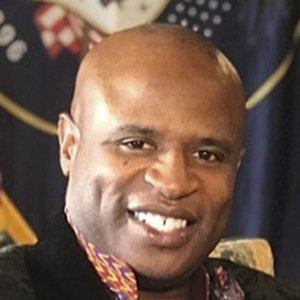 Alex Boyé Headshot 9 of 10