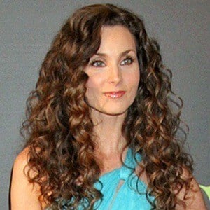 Alicia Minshew Headshot 2 of 2