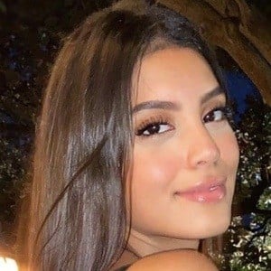 Amyyy.xo__ Headshot 3 of 10