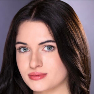 Anna Myers Headshot 2 of 3