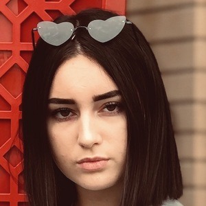 Anna Mason Headshot 2 of 3