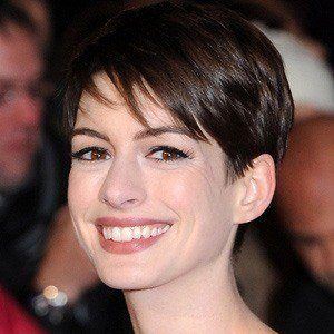 Anne Hathaway at age 30