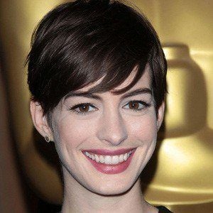 Anne Hathaway at age 31