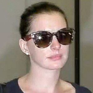 Anne Hathaway Headshot 10 of 10