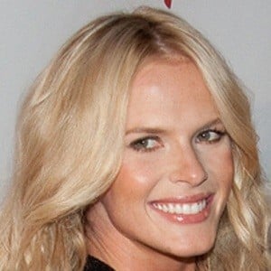 Anne Vyalitsyna Headshot 9 of 10