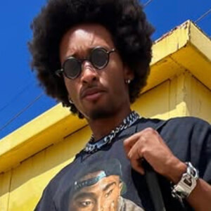 Antonio Dillard Headshot 8 of 9