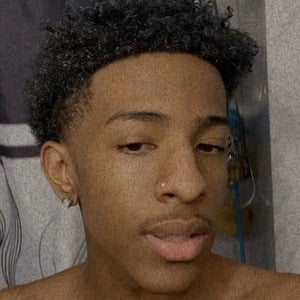 asaun.spammm Headshot 3 of 10