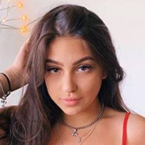Isabella Fusco Headshot 3 of 10