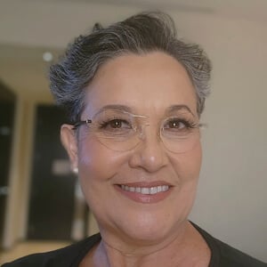 Betty Vázquez Headshot 2 of 6