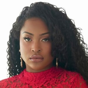 Blaire Hampton Headshot 6 of 6