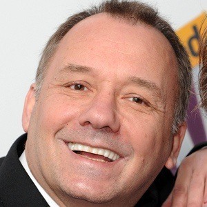 Bob Mortimer Headshot 3 of 4