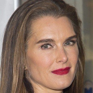 Brooke Shields Headshot 2 of 10