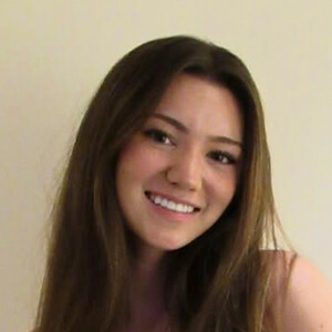 Caitlyn Schofield Headshot 5 of 6