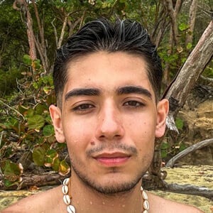 Camilo Hernandez Headshot 6 of 6