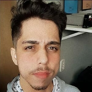 CarlinDoPlay at age 21