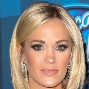 Carrie Underwood at age 33