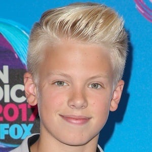 Carson Lueders Headshot 7 of 10