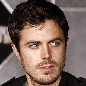 Casey Affleck at age 32